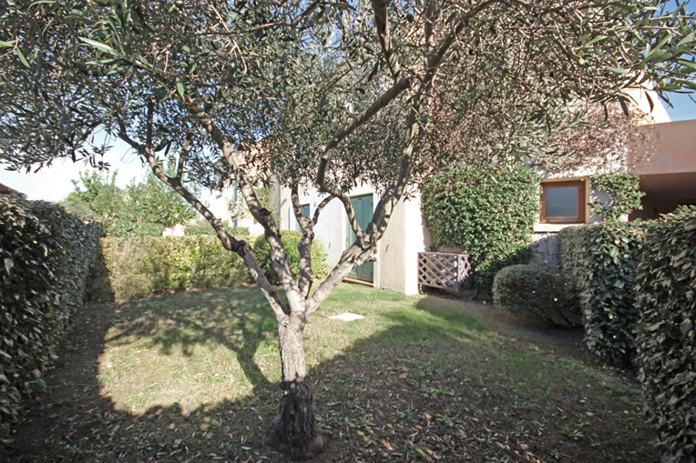 vendite al borgo di porto san paolo, gardino