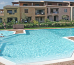 affitti al borgo di porto san paolo, piscina ed esterni