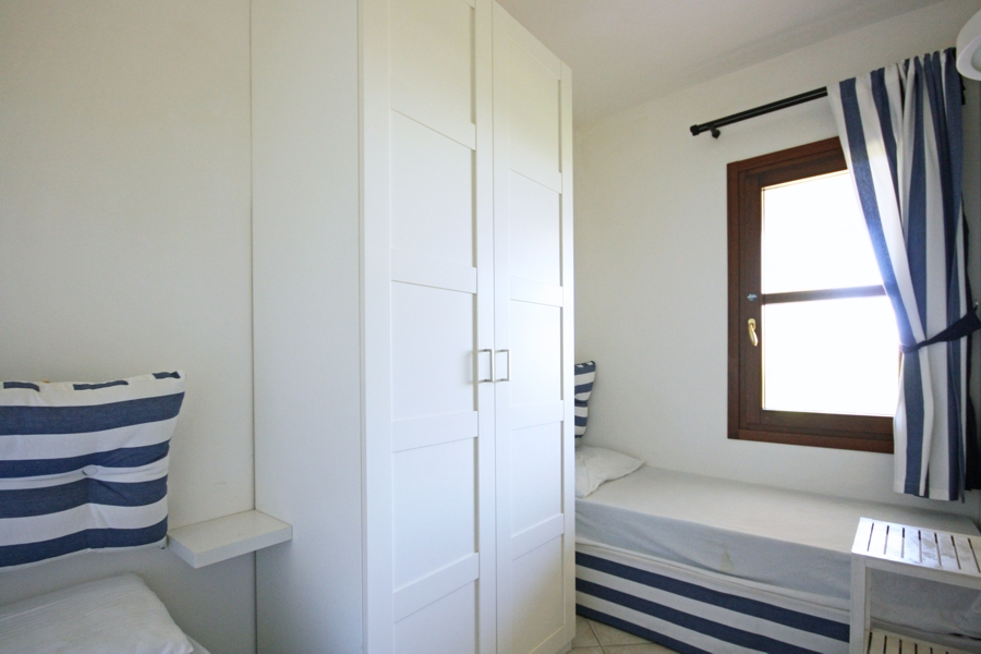 affitti al borgo di porto san paolo, cameretta