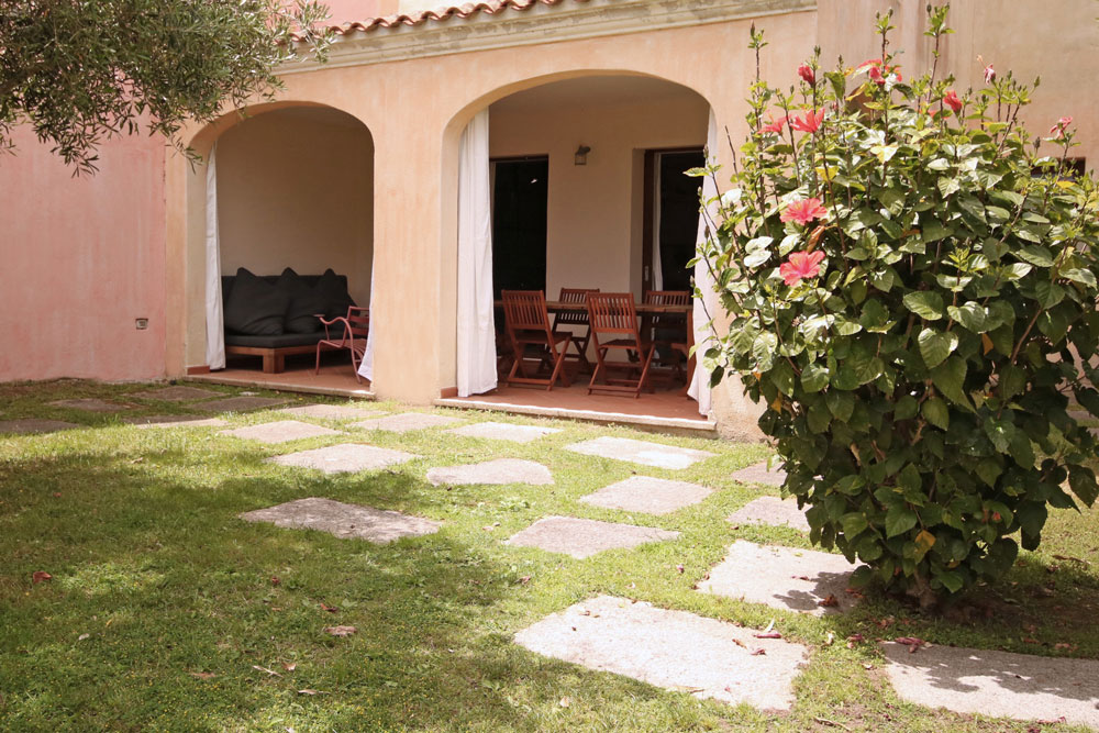 vendite al borgo di porto san paolo, giardino