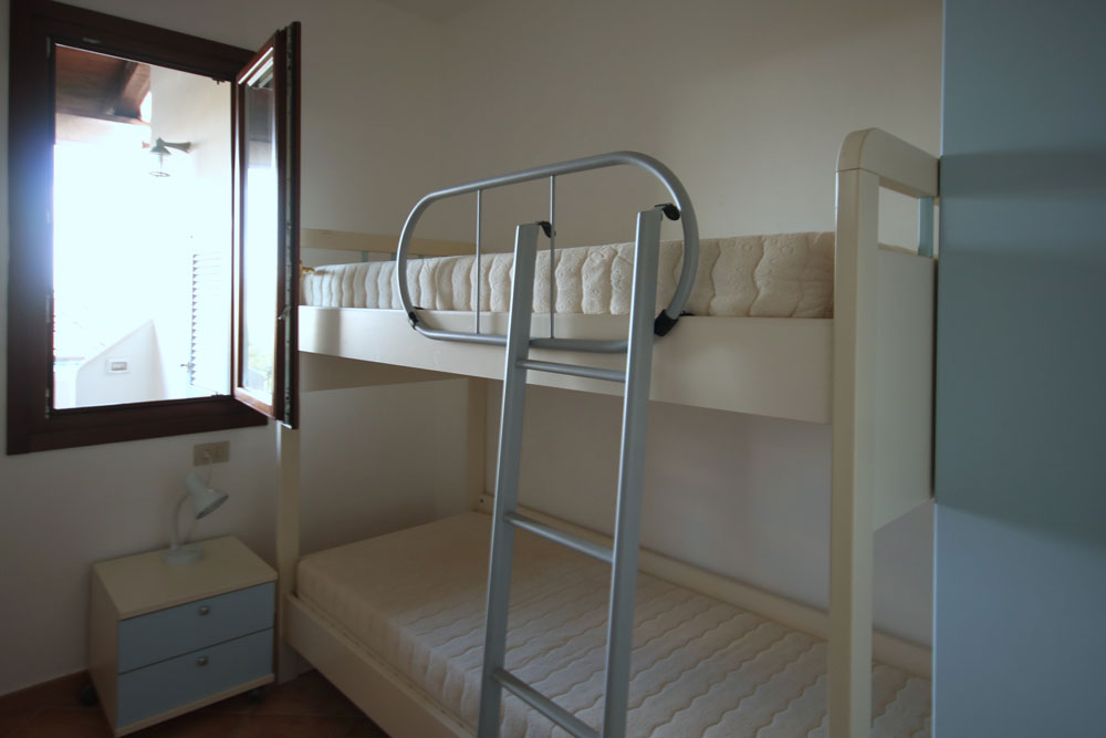 vendite al borgo di porto san paolo, vista Tavolara dalla Veranda