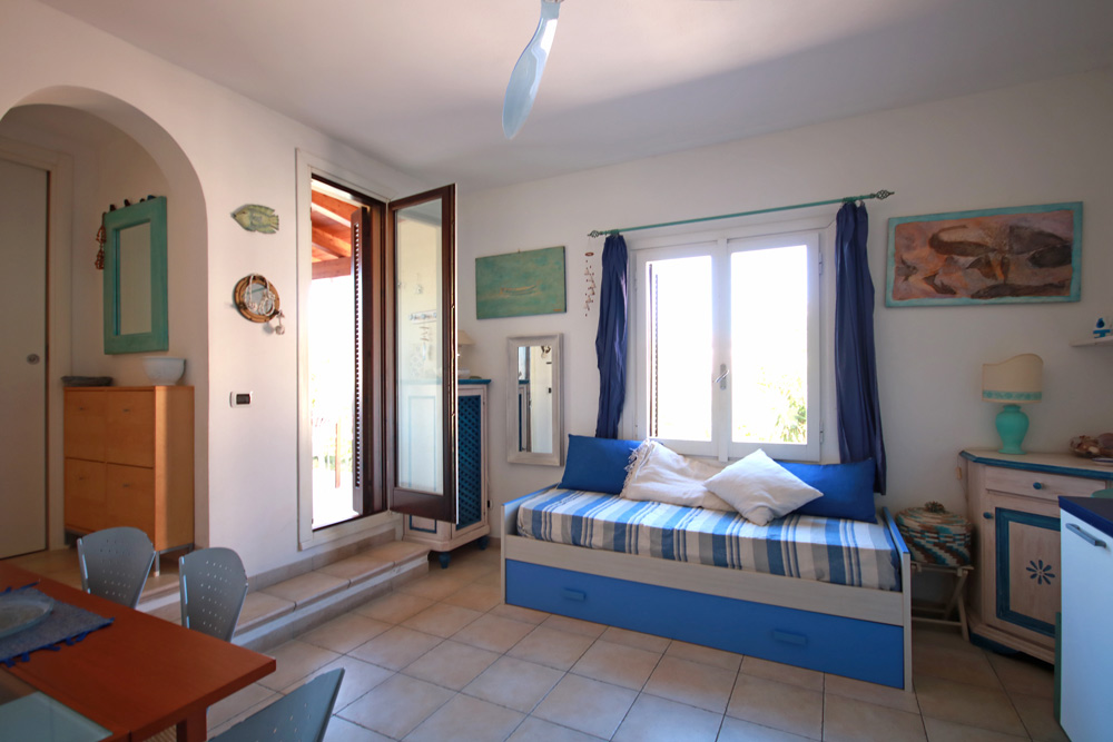 soggiorno-immobiliare oikos porto san paolo