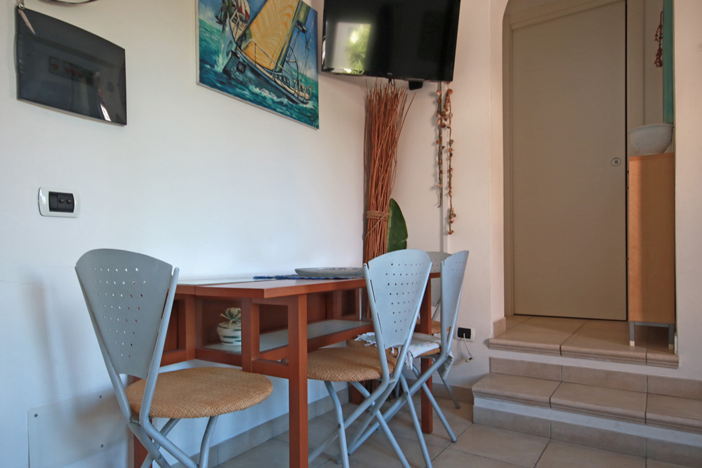 veranda vista tavolara-immobiliare oikos porto san paolo